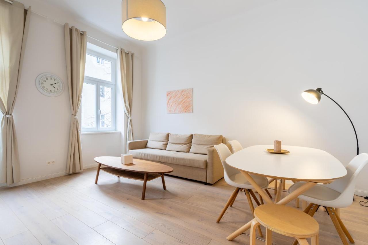 Modernes Apartment Im Charmanten Cottage Viertel Viena Exterior foto
